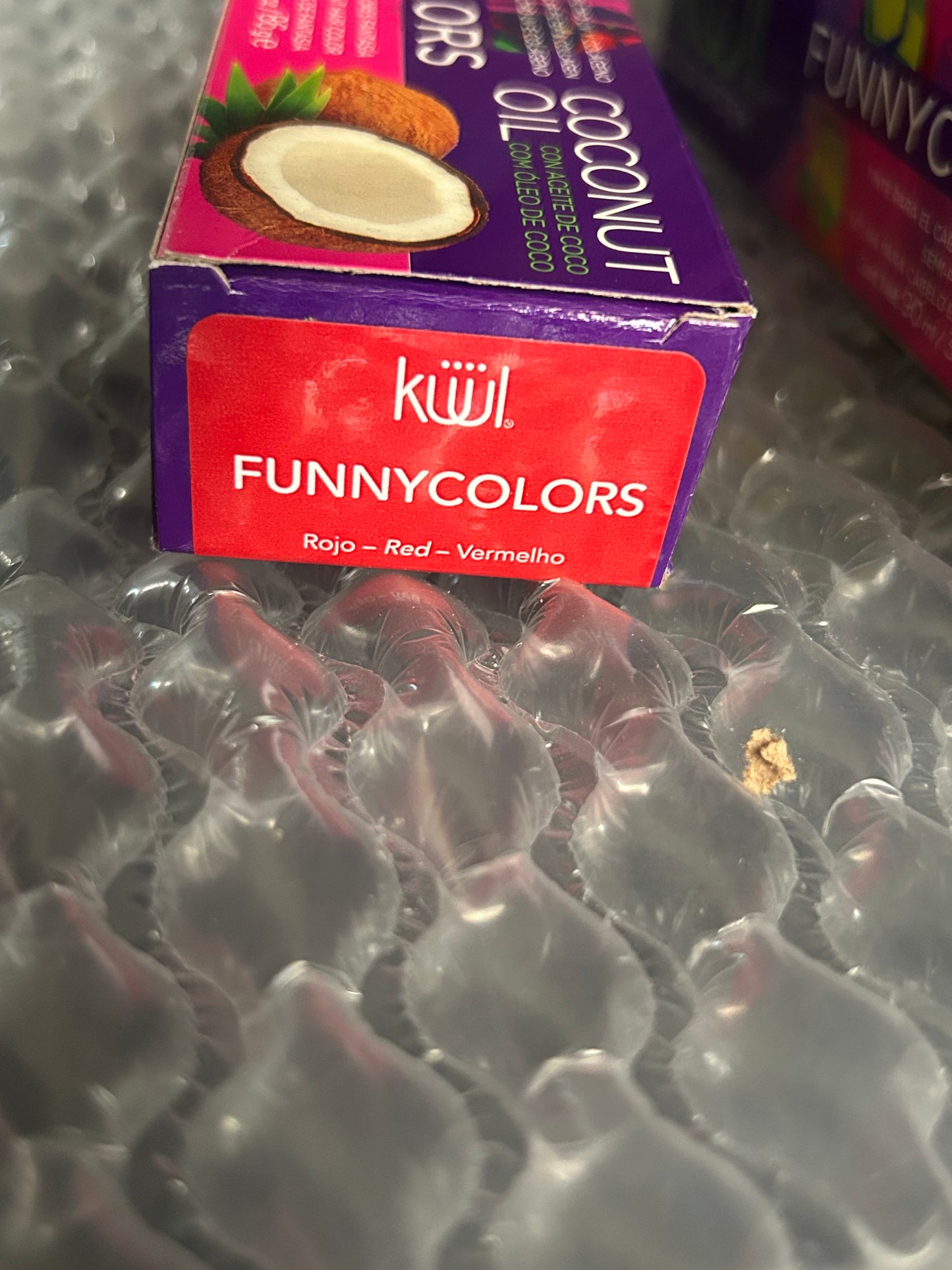 Kuul funny colors red