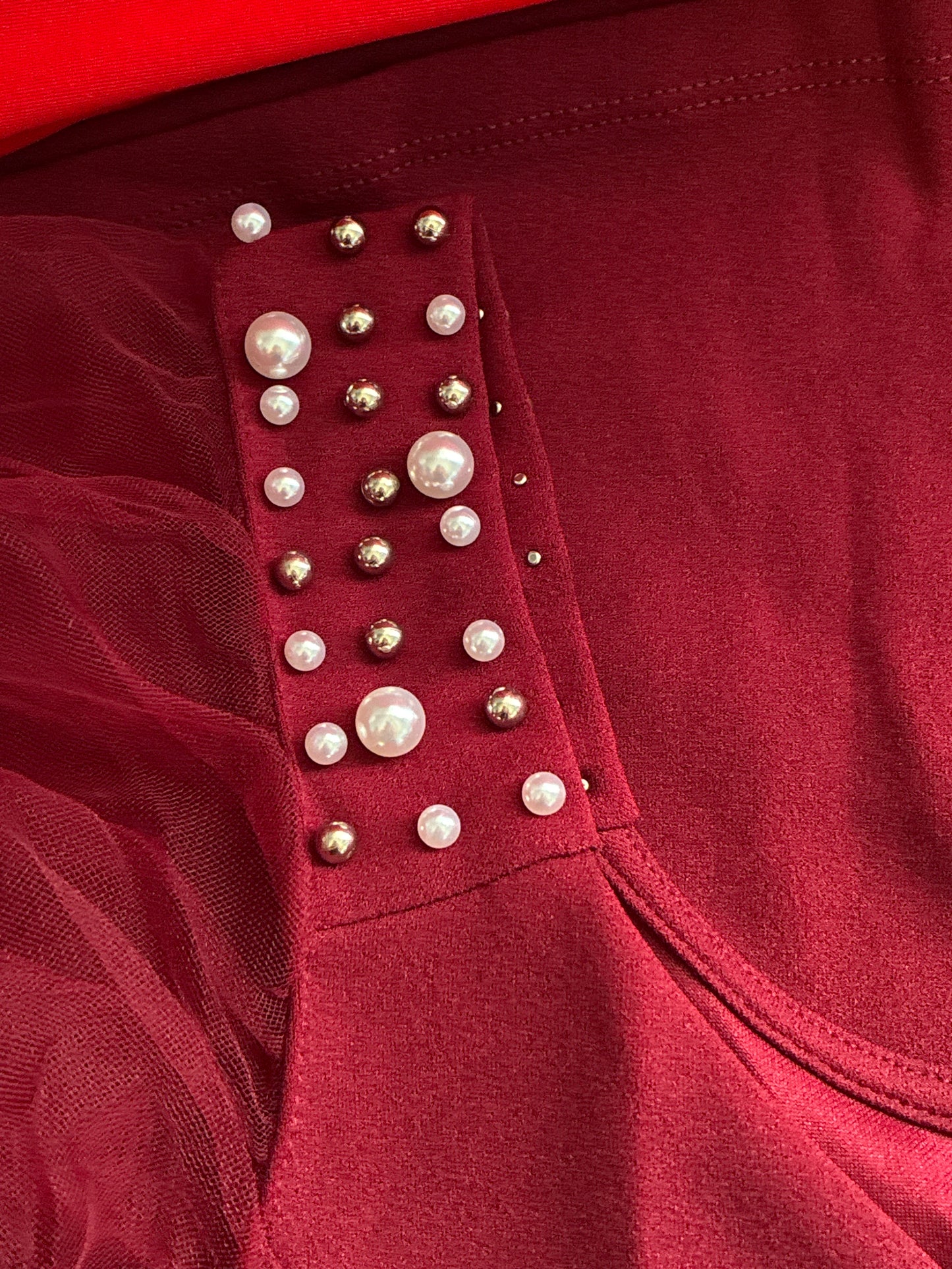 Uprichard puff sleeve burgundy dress