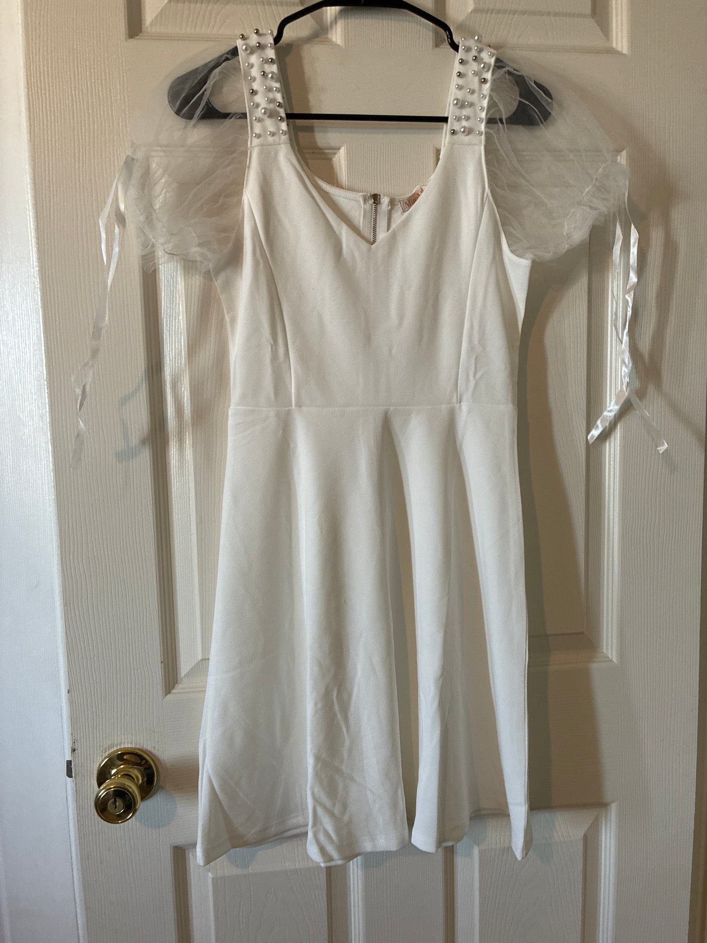 Uprichard puff sleeve white dress