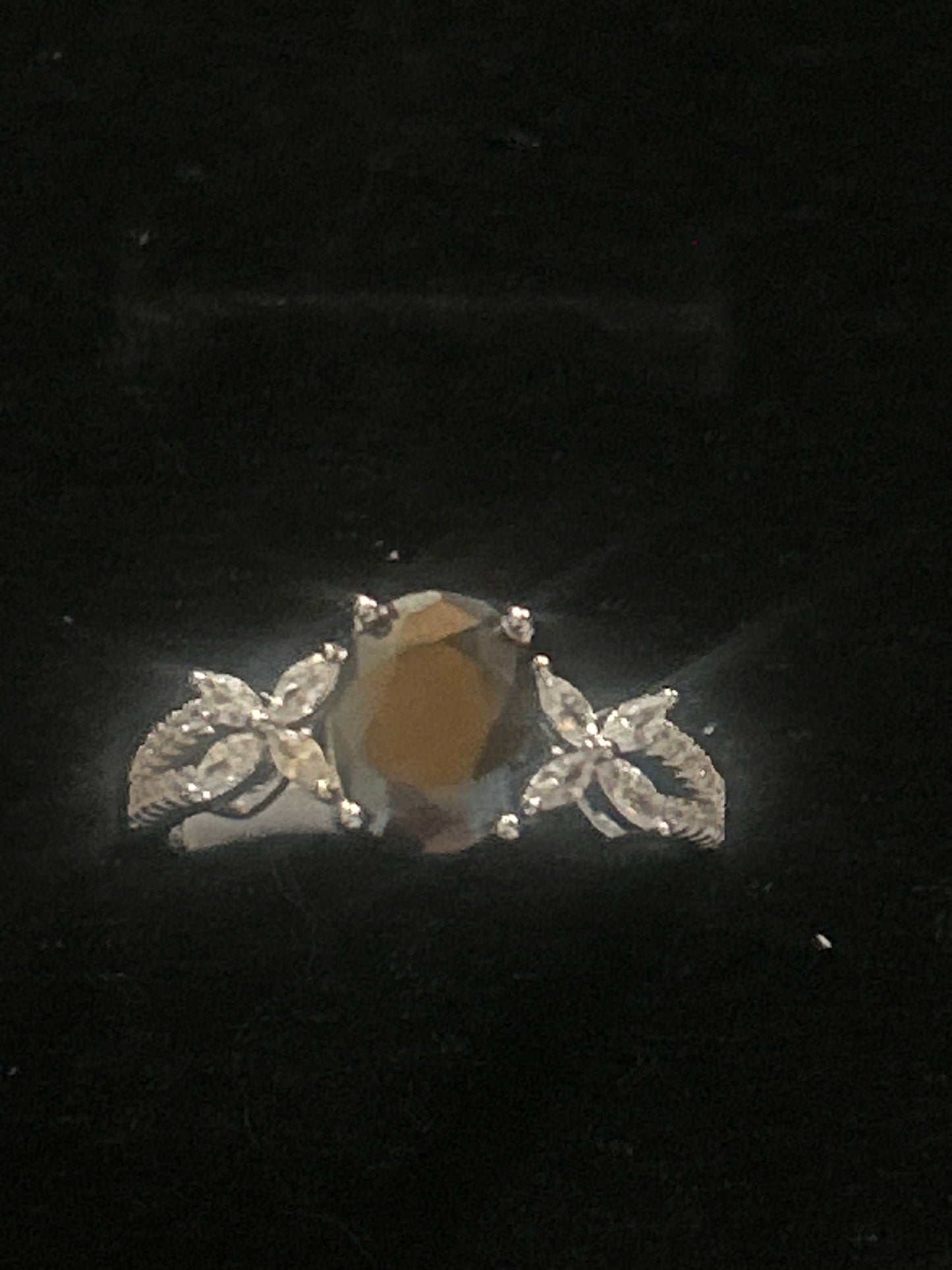 Oval shaped Sterling Silver Ring