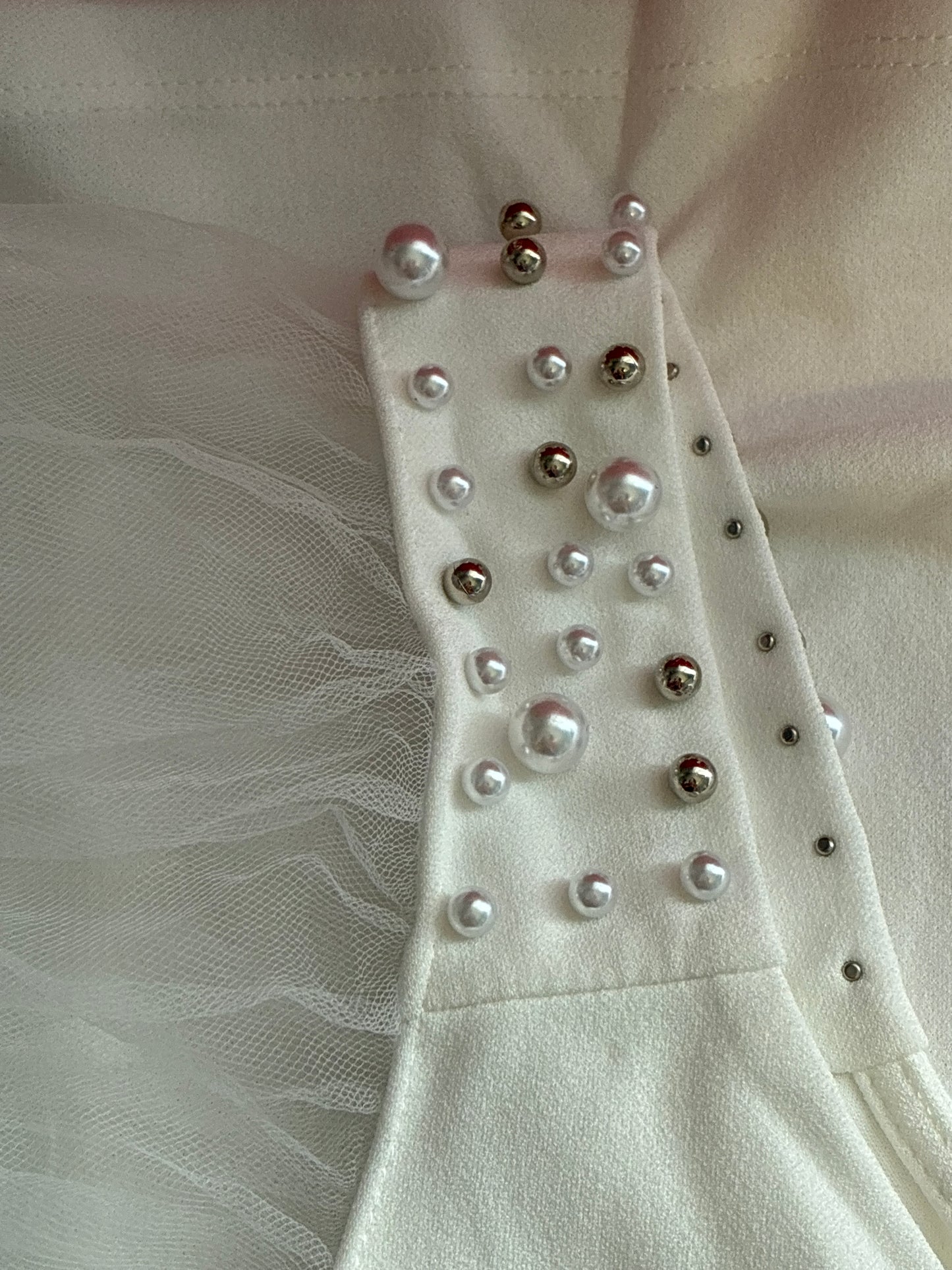 Uprichard puff sleeve white dress