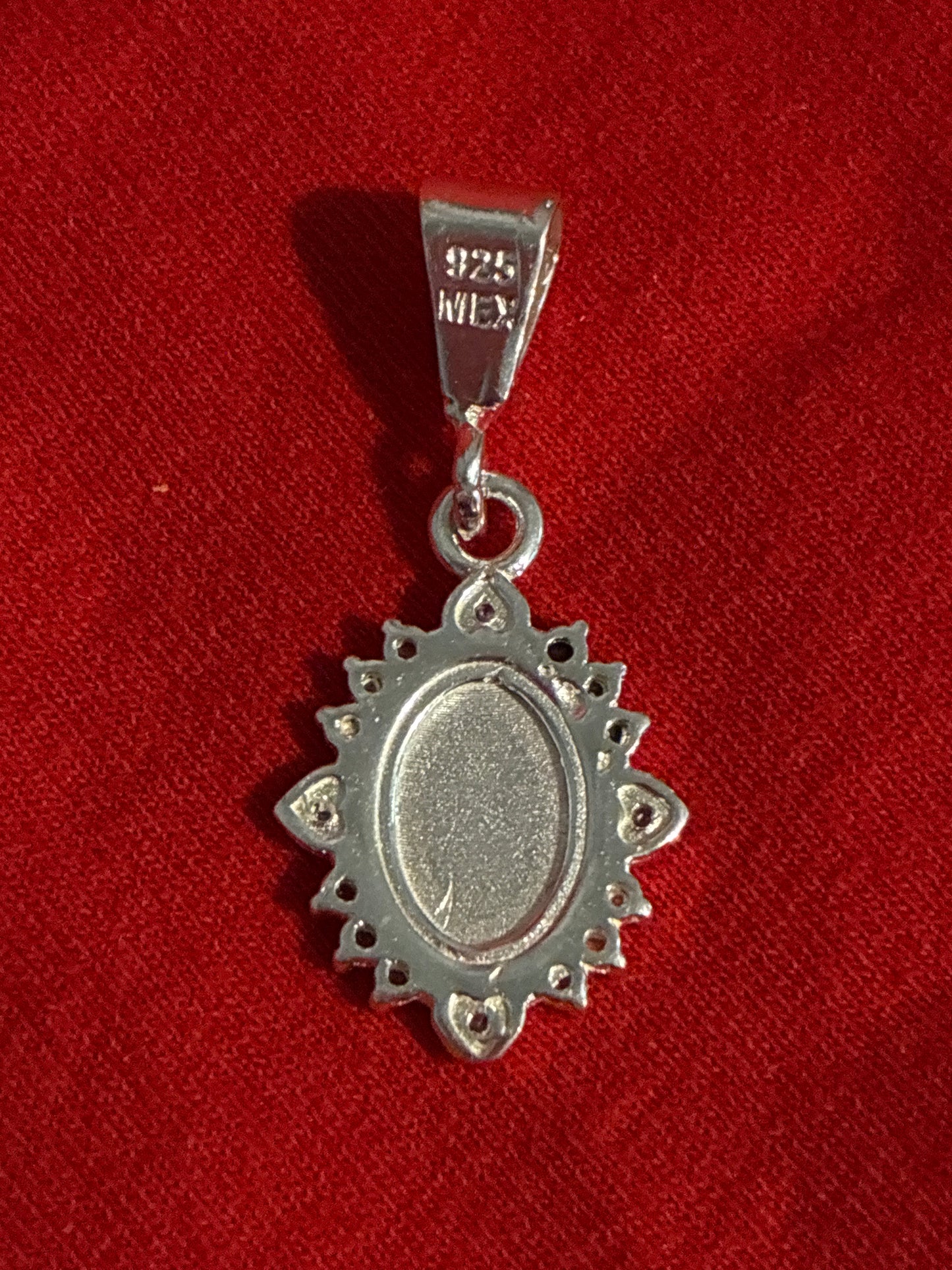 Sterling silver 925Mex Virgin Mary pendant