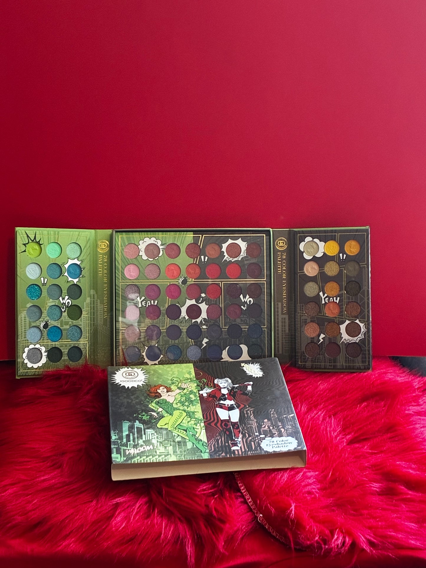 Poison ivy Harley Quinn Eyeshadow palette