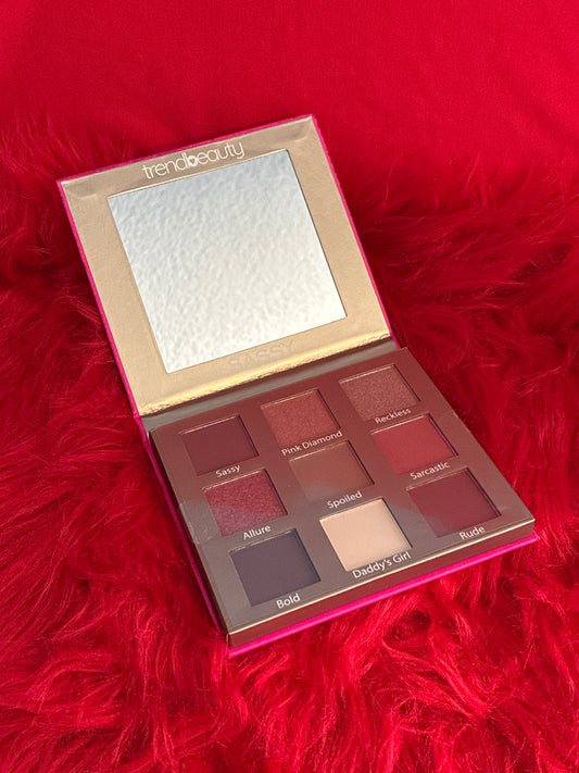 trendbeauty Boss Babe Sassy eyeshadow palette