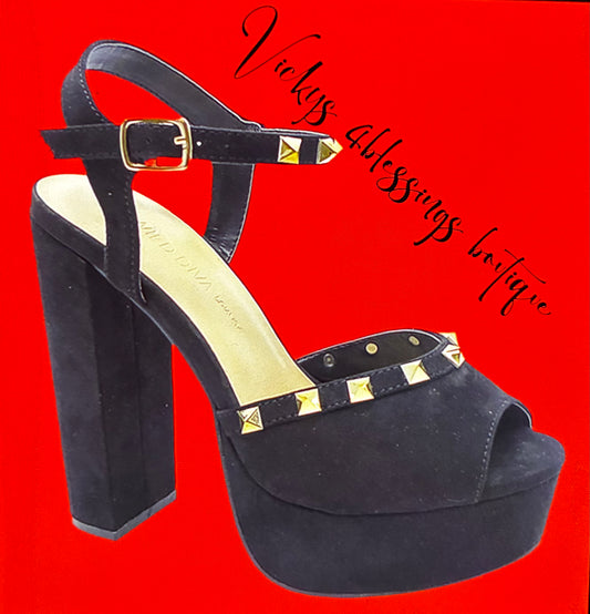 Black Stud Plain Chic High Heels