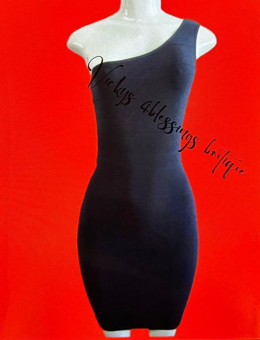 One shoulder bodycon dress