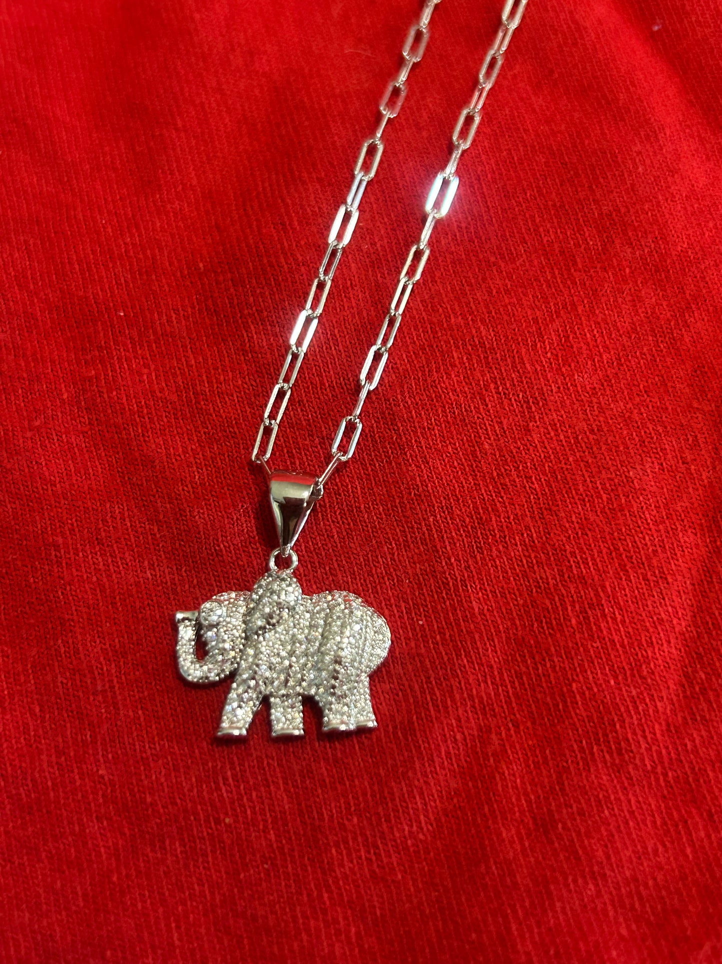 Sterling silver elephant pendant with necklace