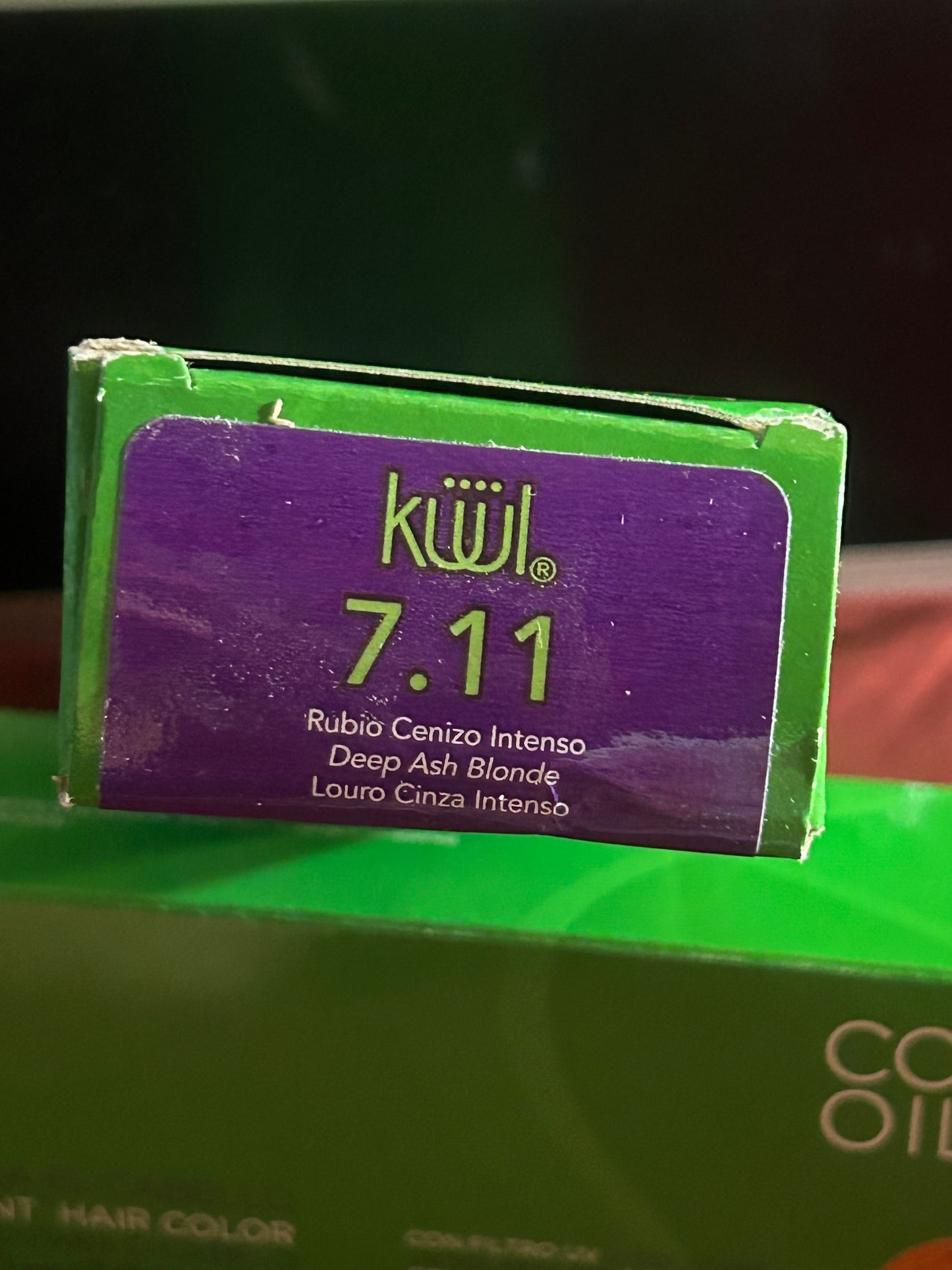 Kuul deep ash blonde